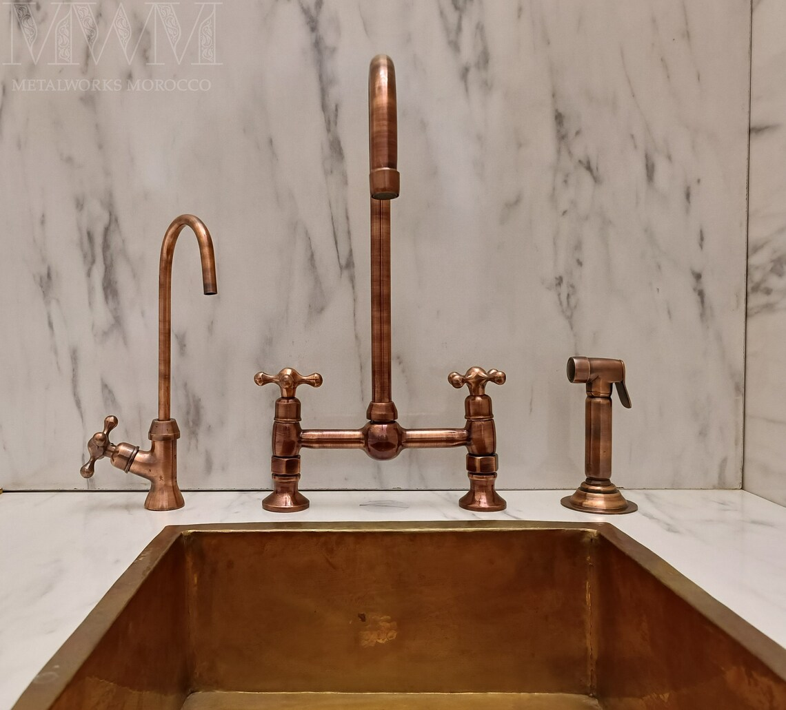 Short Legs Oil Rubbed Bronze Kitchen Faucet