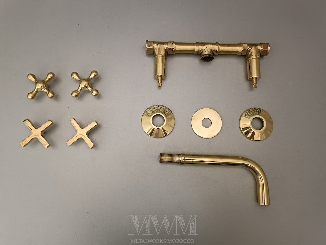 Uncoated Brass Wall Mount Bathtub Filler With Normal Spout