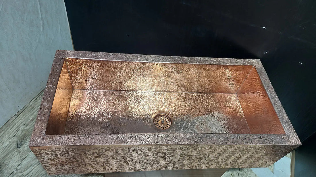 What Is Difference Between Farmhouse Sink and Apron Sink