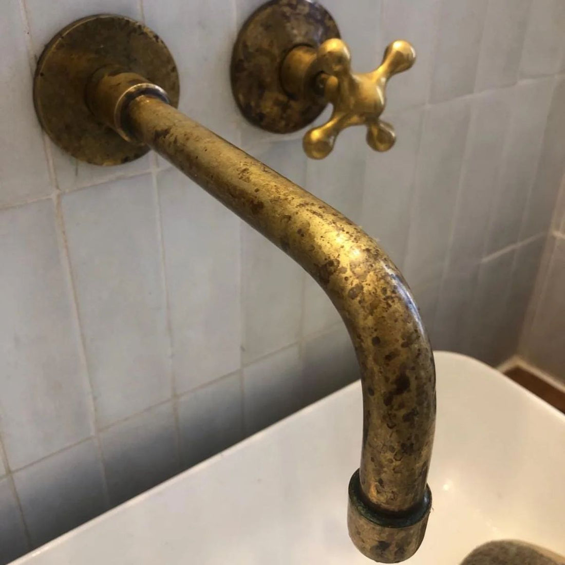 How to Clean Your Unlacquered Brass Faucet