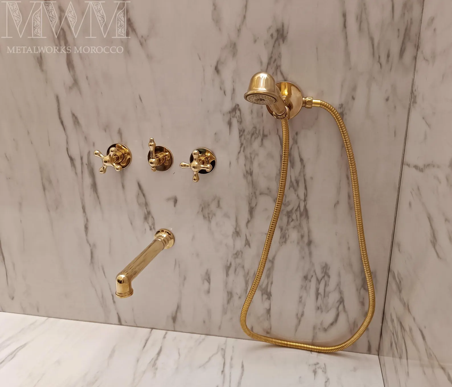 Brass Wall Mount Bathtub Faucet With Hand Shower