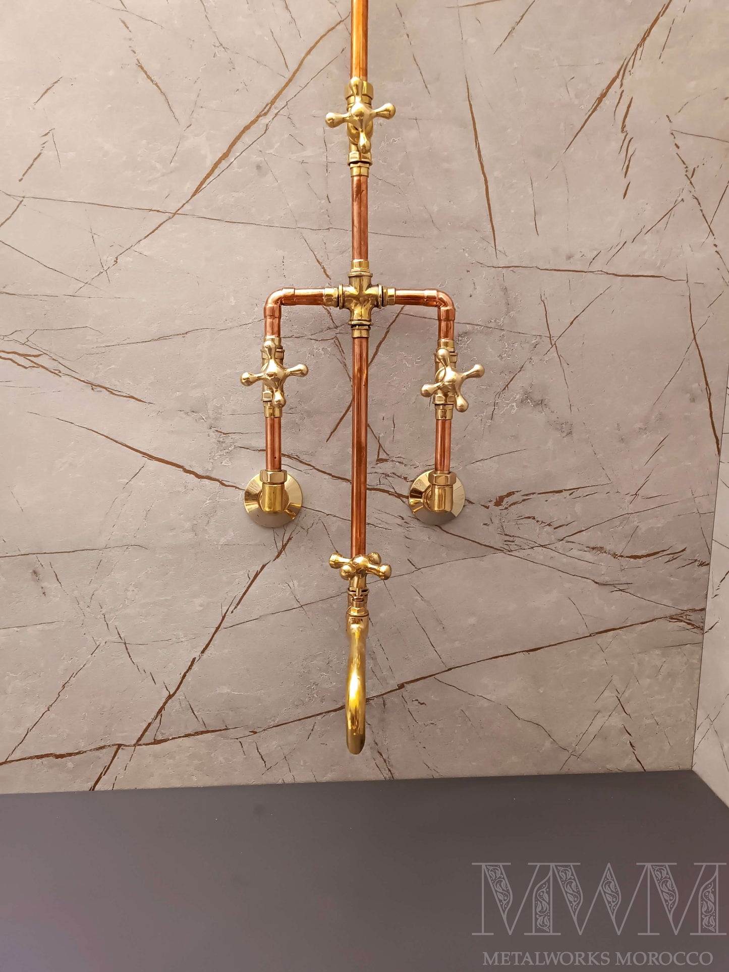 Exposed Copper Bathtub Shower System