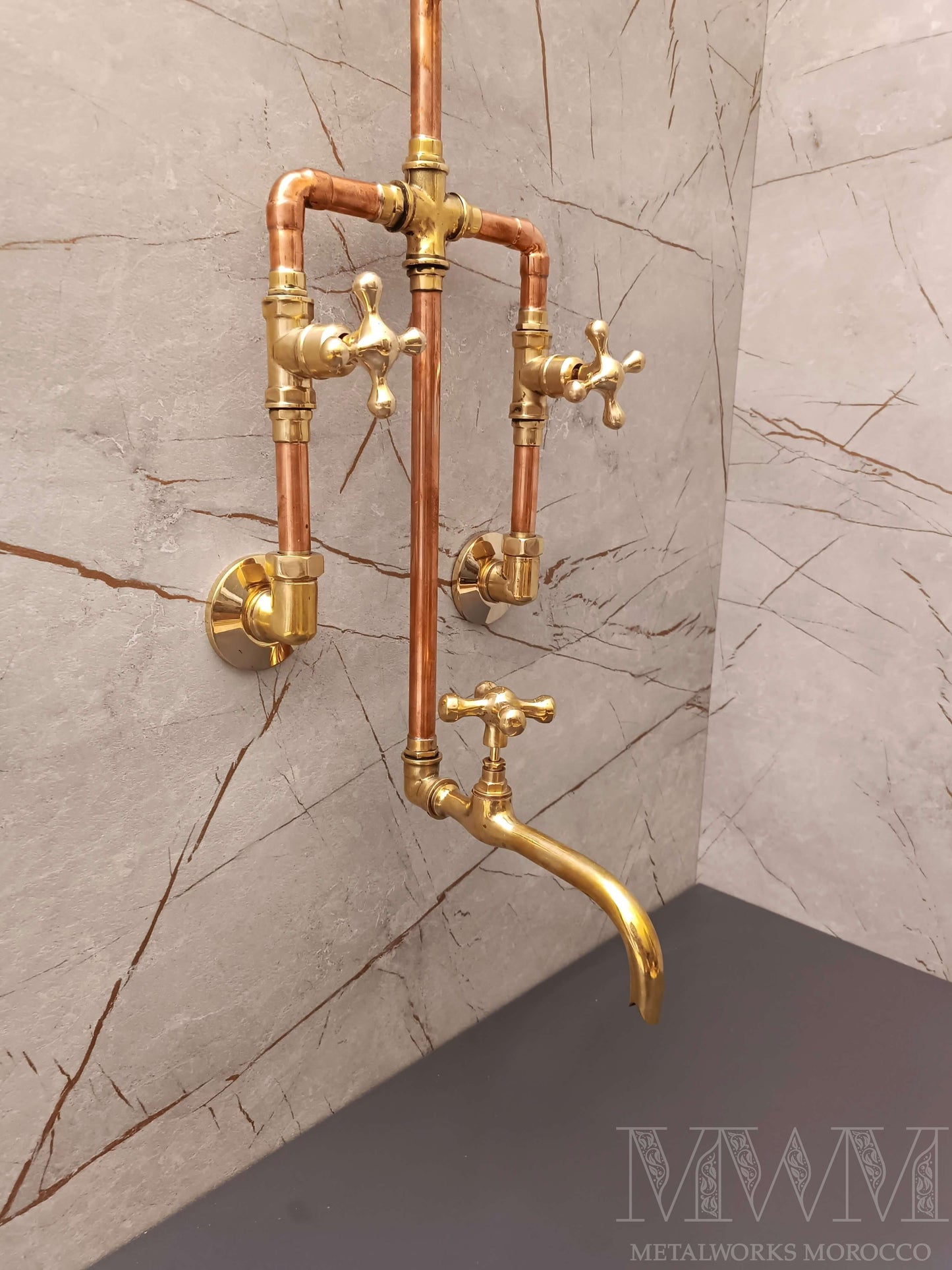 Exposed Copper Bathtub Shower System