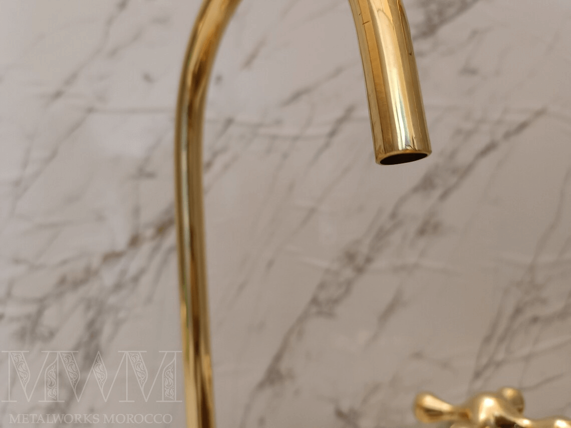 Heritage Kitchen Bridge Faucet With Sprayer