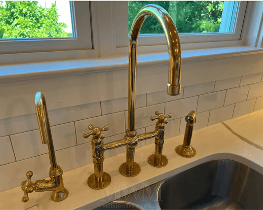 Polished Brass Kitchen Faucet With Sprayer 3-Hole