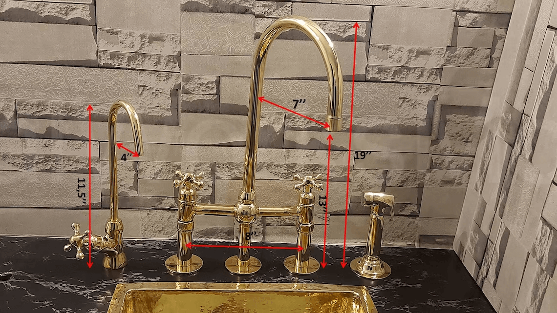 Polished Brass Kitchen Faucet With Sprayer 3-Hole – close-up detail view