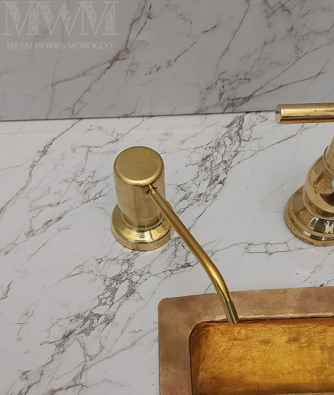 Polished Brass Countertop Soap Dispenser Built-In