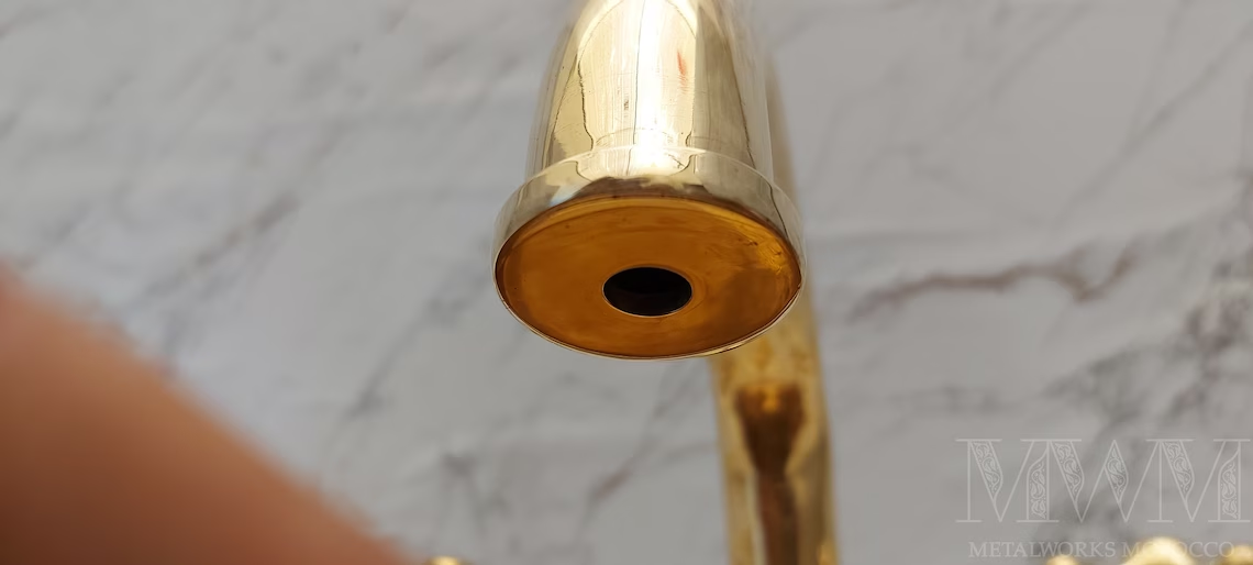 Polished Brass Widespread Bathroom Faucet Big Spout – top view