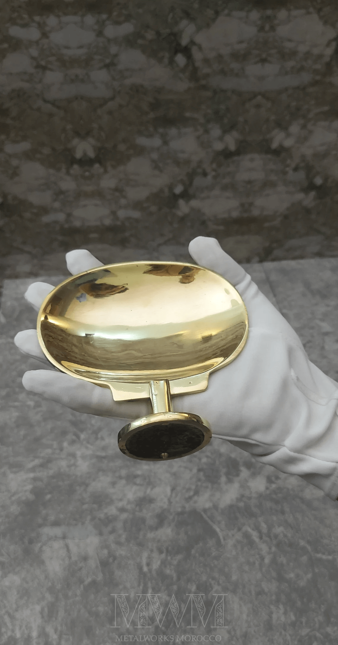 Polished Vintage Brass Soap Dish Wall Mount dimensions and size reference