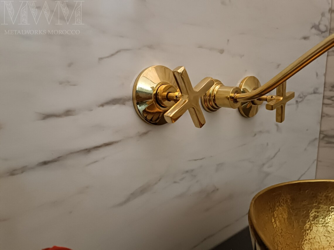Thin Spout Unlacquered Brass Wall Mounted Sink Faucet For Bathroom