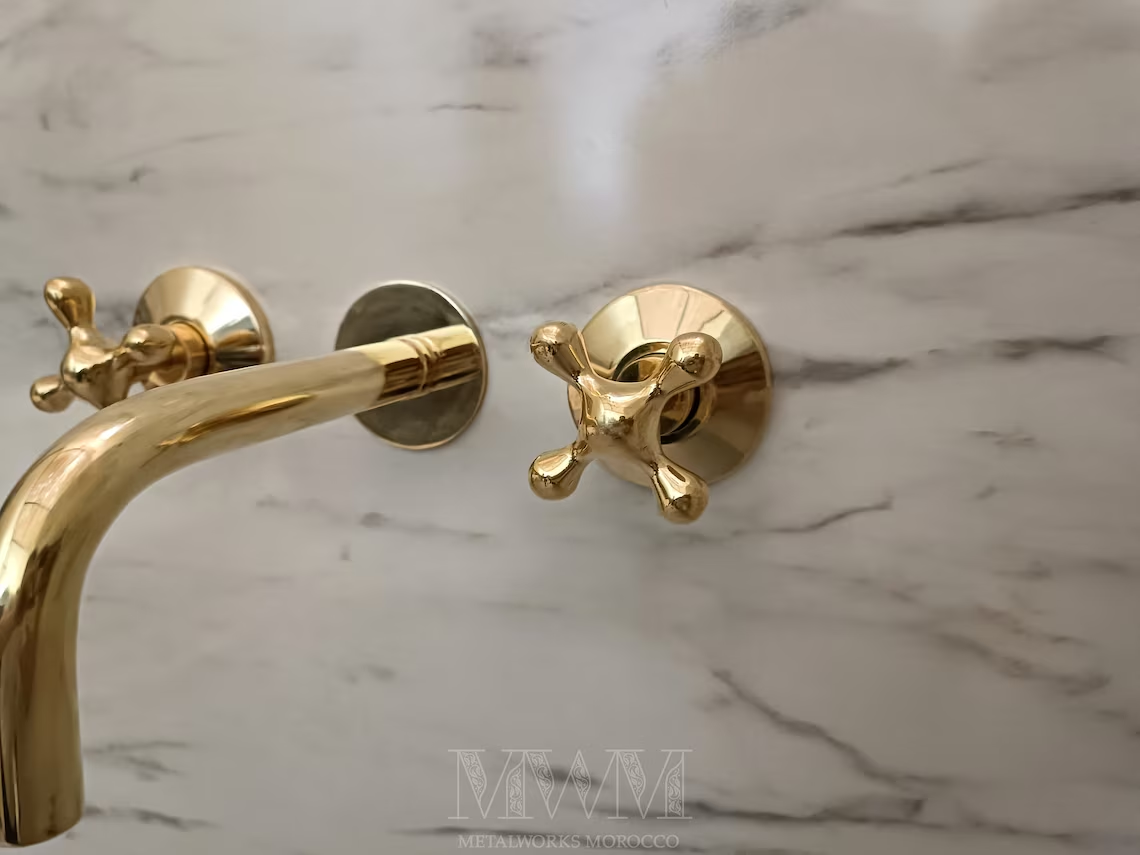 Uncoated Brass Wall Mount Bathtub Filler With Normal Spout