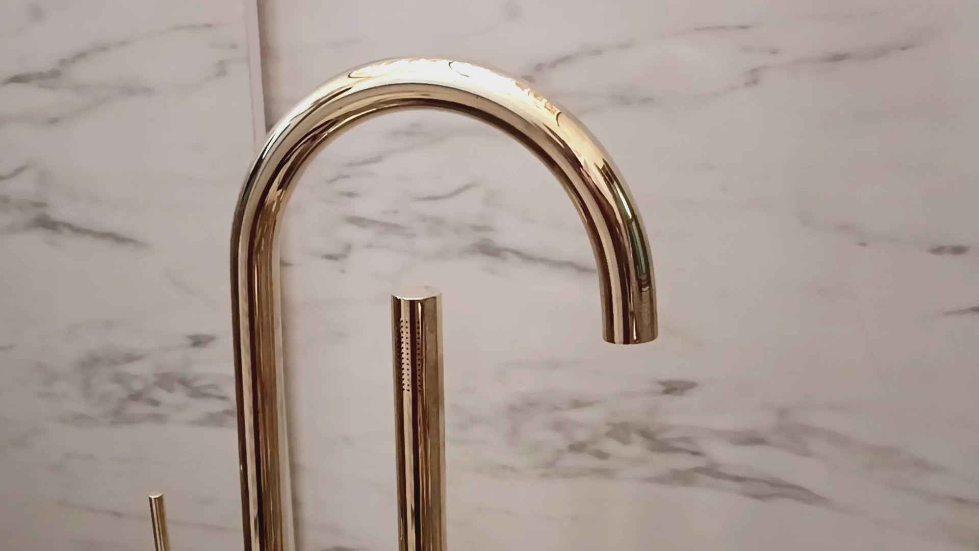 Unlacquered Brass Freestanding Tub Faucet With Handheld Sprayer