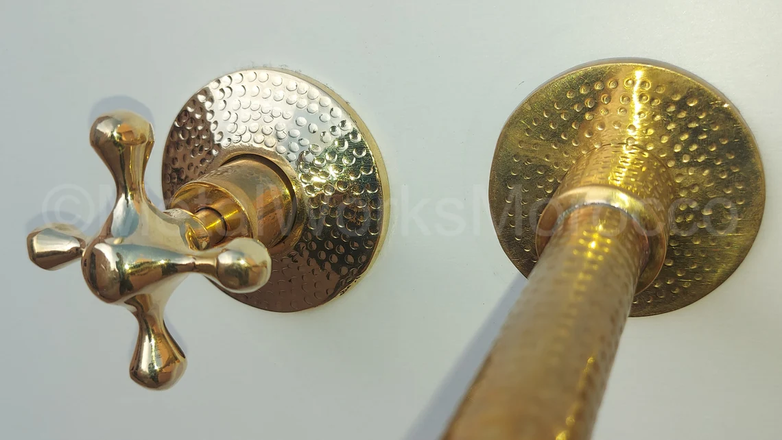 Brass Hammered Wall Mounted Bathroom Faucet With Curved Spout